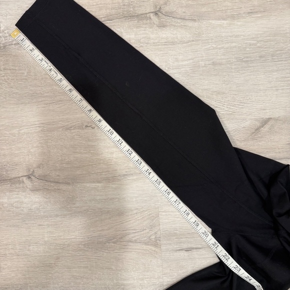 NWT Women’s Fíla Funnel Neck Active Hoodie Black Size Small - Picture 8 of 14